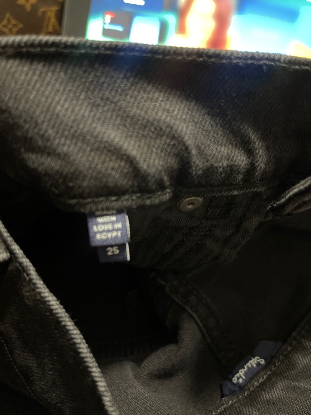 Splendid Black Rinse Carson Barrel Leg Jean Tapered Women's Size 24 Raw Hem NWT - Picture 9 of 9